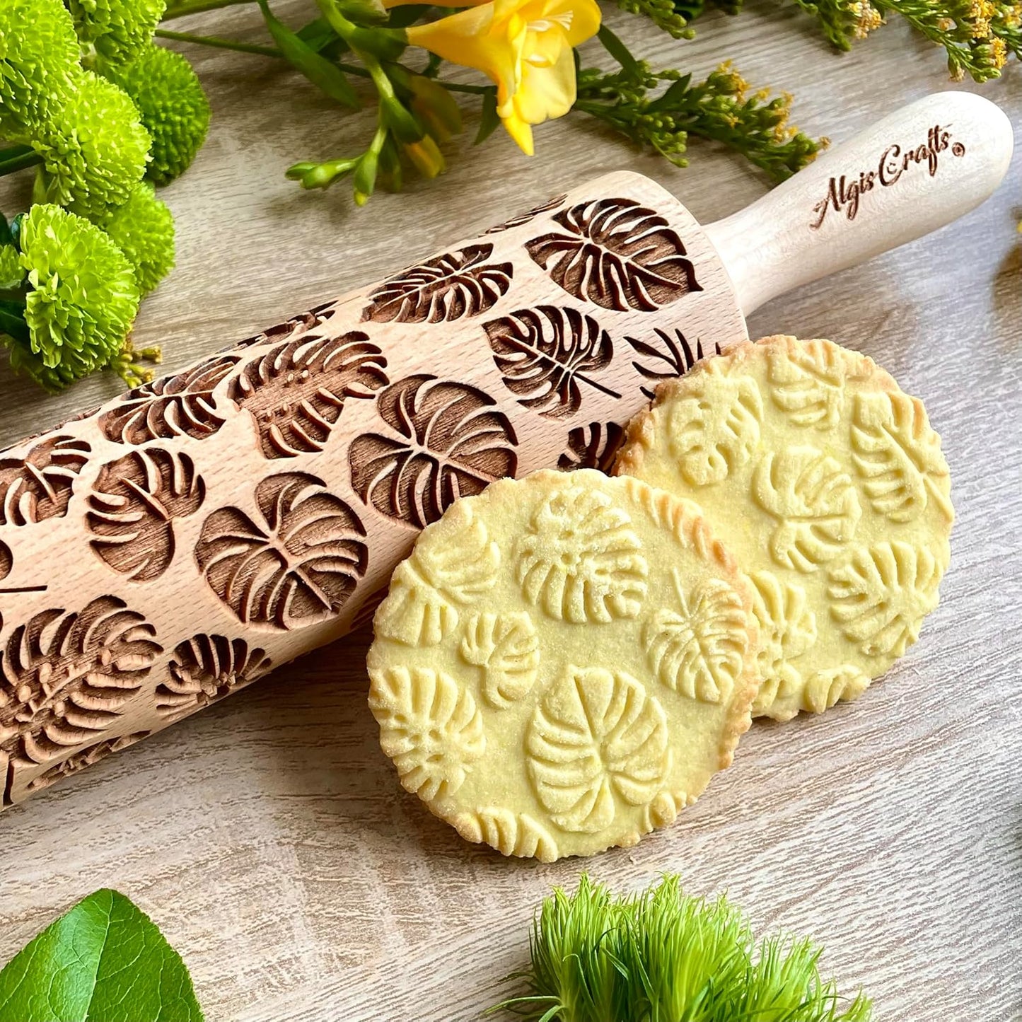 Embossing Rolling Pin MONSTERA with Tropical Pattern. Dough roller for embossed cookies and Pottery by Algis Crafts
