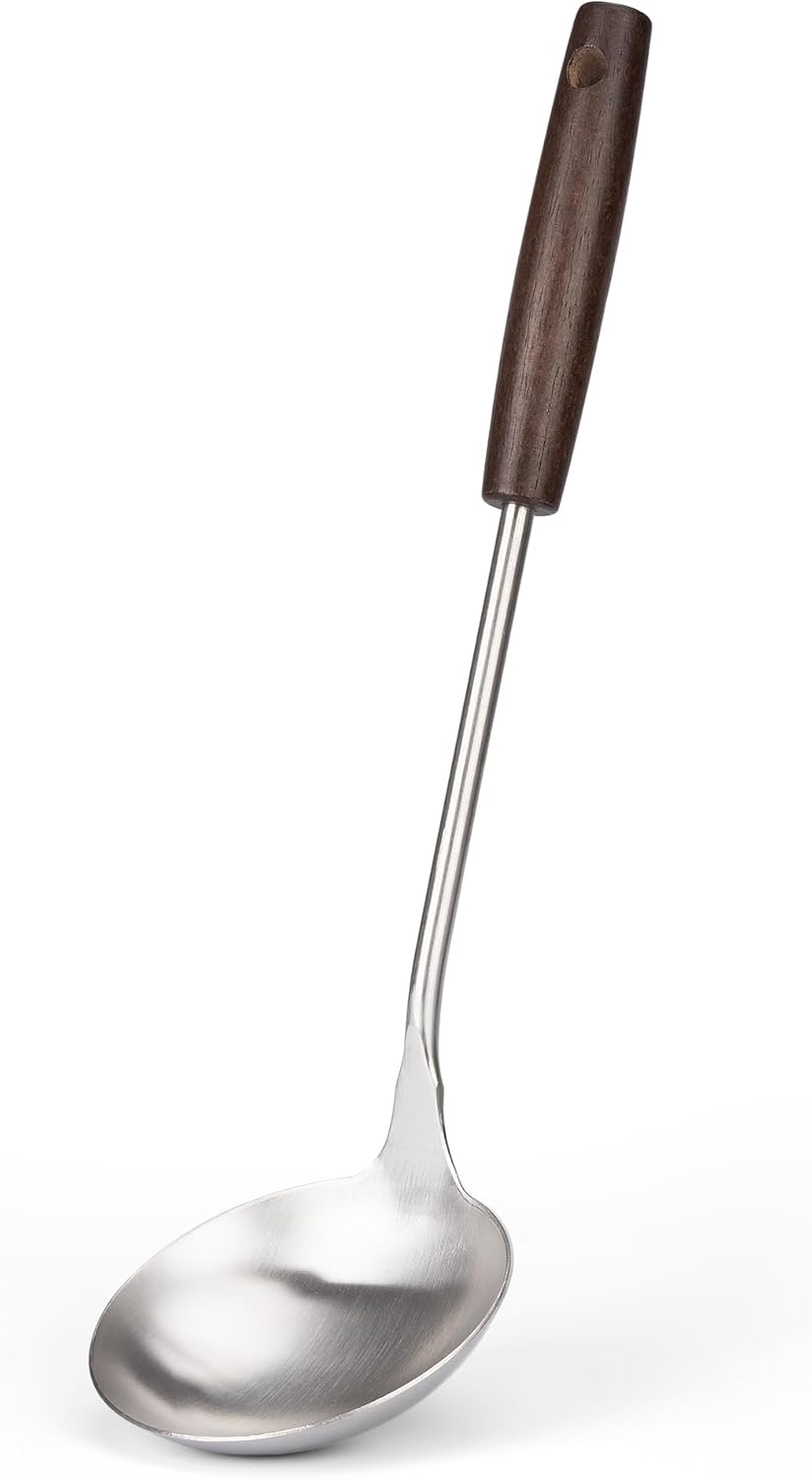 FJNATINH Soup Ladle, Stainless Steel Ladle with Heat Resistant Wooden Handle, Food Grade Metal Cooking Soup Spoon Kitchen Tools, Easy to Clean