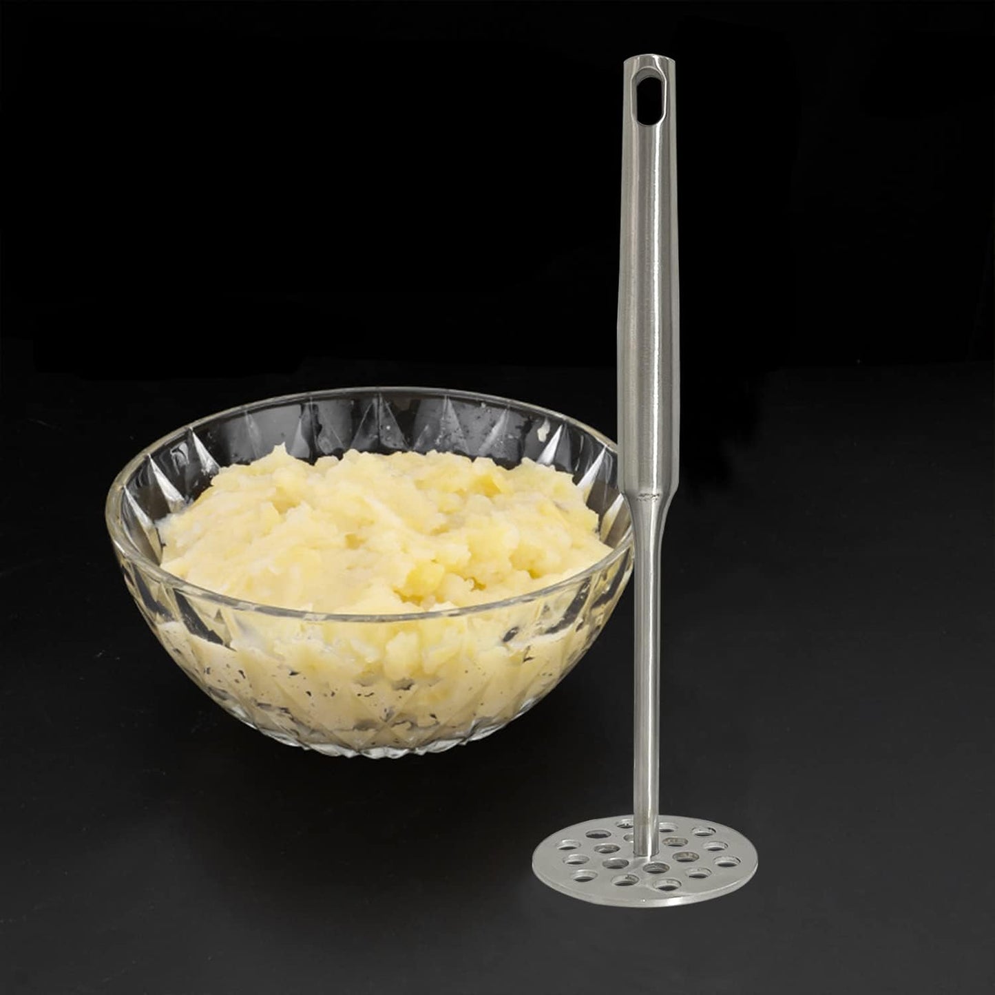 Potato Masher, Stainless Steel Potato Masher,Large Heavy Duty Metal Mashing Utensil,Silver,1 Pieces,7.87 Inch.