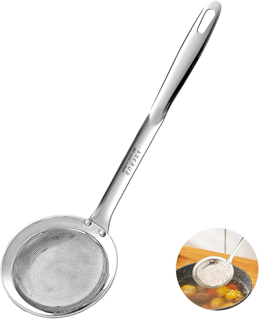Hot Pot Skimmer Spoon, Fine Mesh Strainer with Long Handle, Broth Foam Filter Ladle for Seafood, Meat and Vegetables (DIA 4.3 Inch)