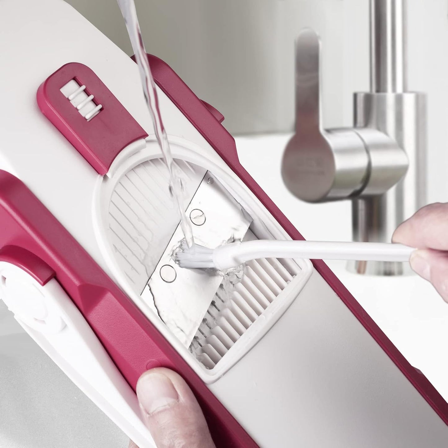 ONCE FOR ALL Safe Mandoline Slicer 5 in 1 Vegetable Cutter, Strips Julienne Dicer Adjustable Thickness 0.1-8 mm for Kitench Fast Meal Prep (Red)