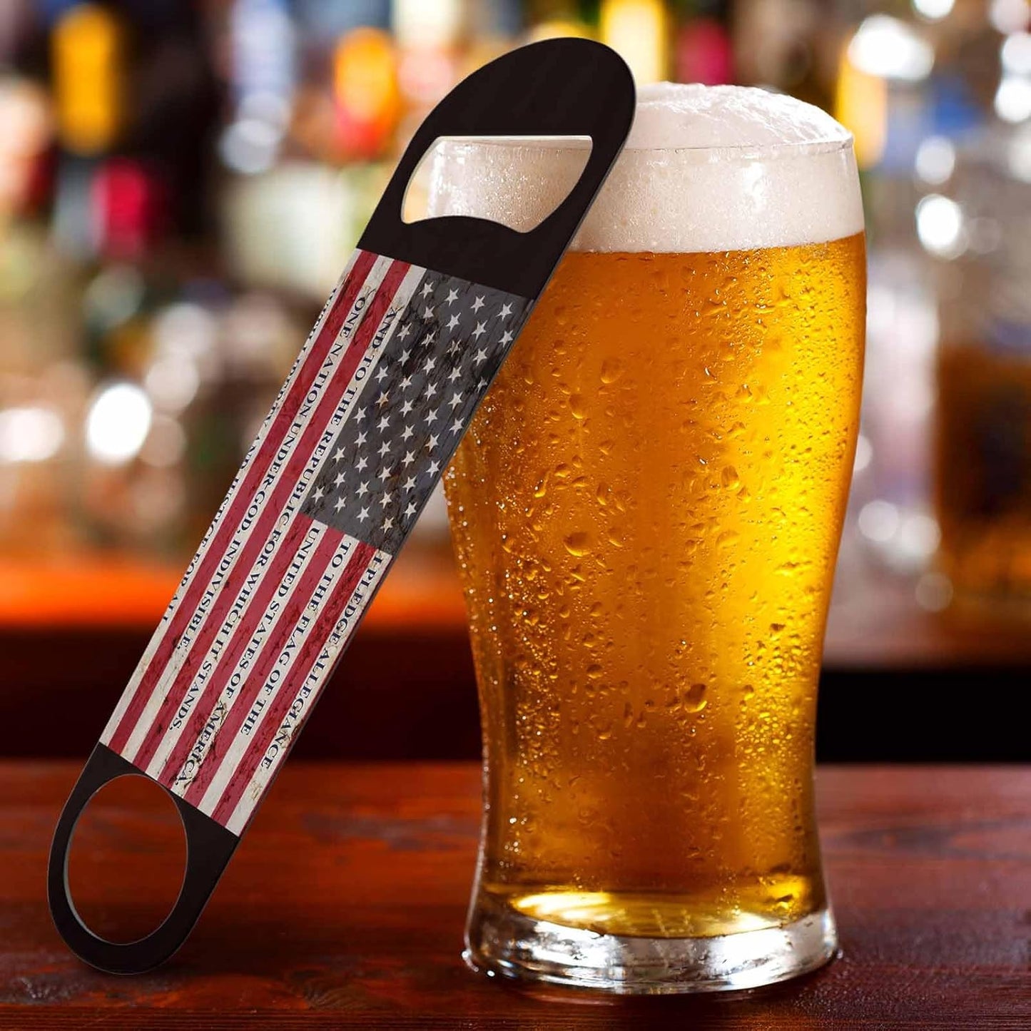 Usa Flag Stainless Steel Bottle Opener Pledge of Allegiance Written on A Weathered United States of America Flag Flat Beer Bottle Opener Keychain for Home Kitchen Bar Restaurant Party Gift