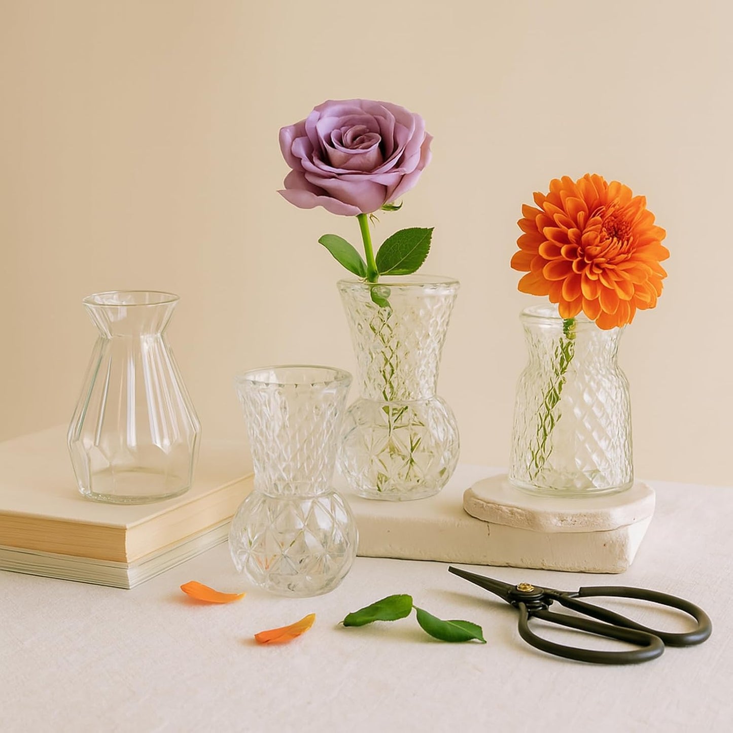 Glass Bud Vase Set of 10 Pcs, Small Clear Bud Vases for Flowers, Vintage Vases for Centerpiece Table Wedding Decorations Home Decor Glass Bottles for Birthday Party Anniversary