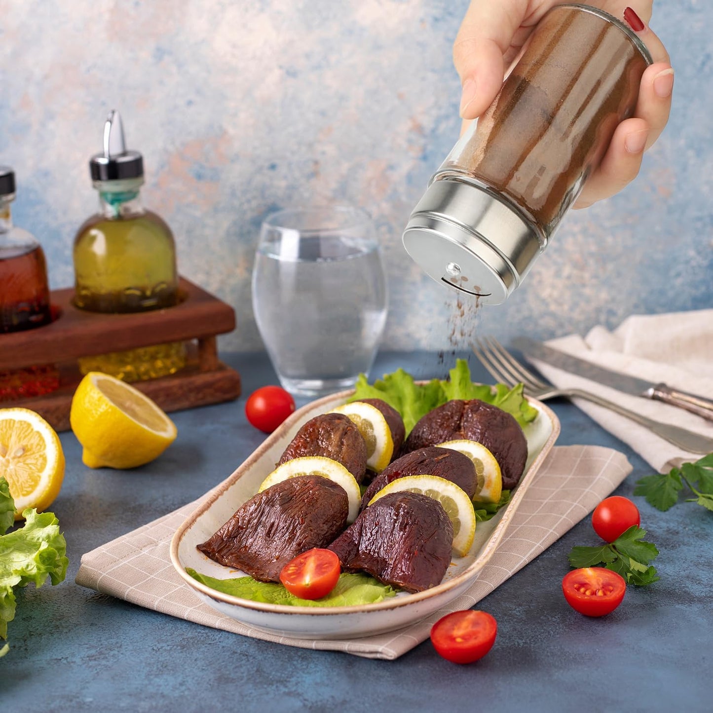 Segarty Spice Jar with Shaker Lids, 6 Pack 4 oz Glass Spice Jars with Adjustable Pour Large Holes for Herbs Grains, Clear Empty Seasoning Containers Spices Bottles Lid Salt Pepper Shakers