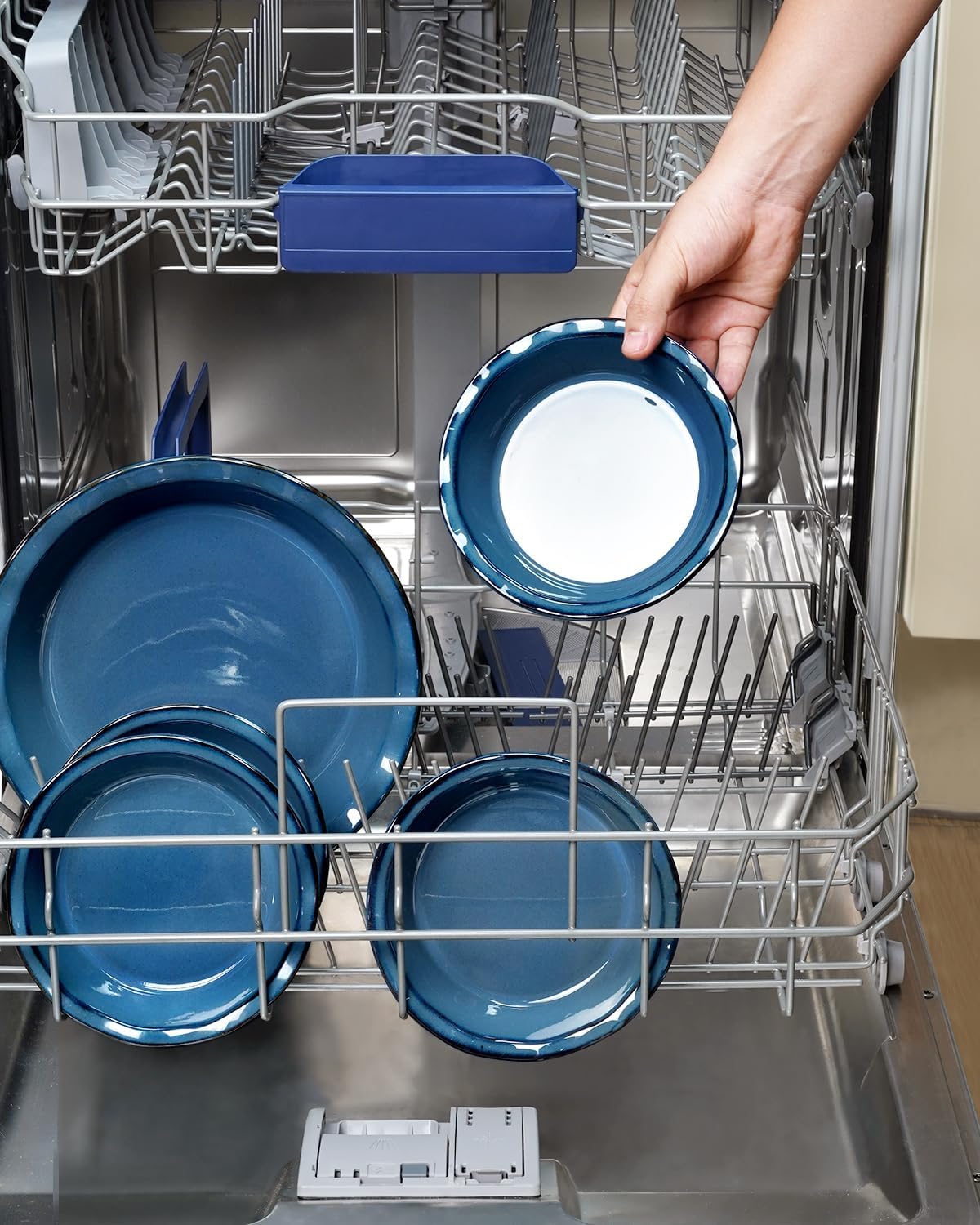 NUTRIUPS 6.5 Inch Ceramic Pie Pans Set of 4, Round Baking Dish for Kitchen, Round Pie Dish Oven Safe