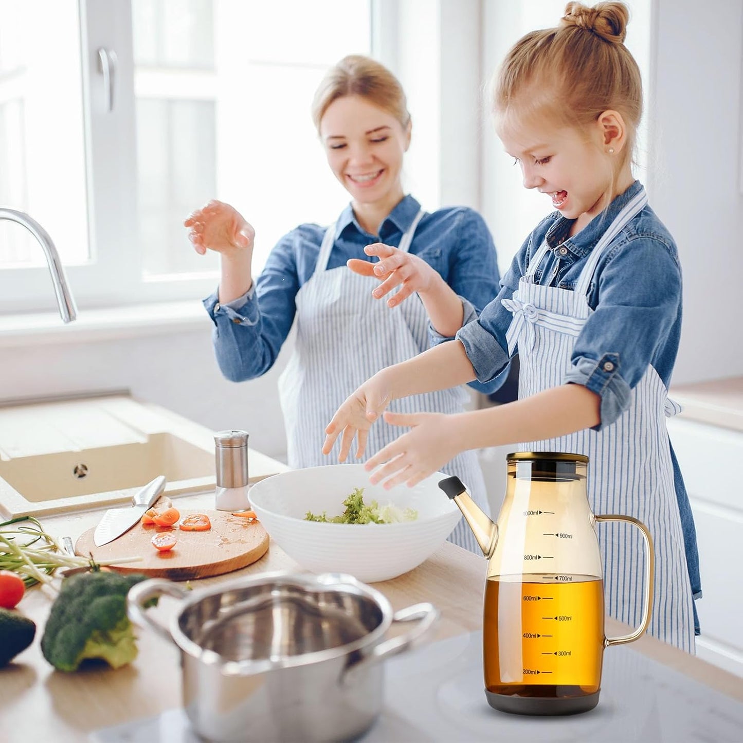 Large Glass Oil Dispenser Bottle for Kitchen Cooking Recipiente Para Aceite De Cocina Olive Oil Vinegar Dispenser Cruet Stainless Steel Lid No Drip Liquid Container (Champagne, 34oz /1000ml)