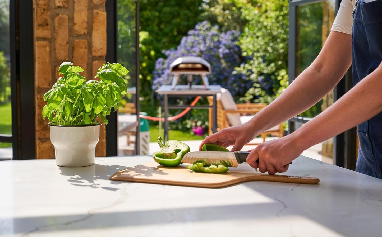 Ooni 16” Bamboo Pizza Peel – Wooden 16 Inch Serving Board, Pizza Spatula Paddle, Pizza Oven Accessories