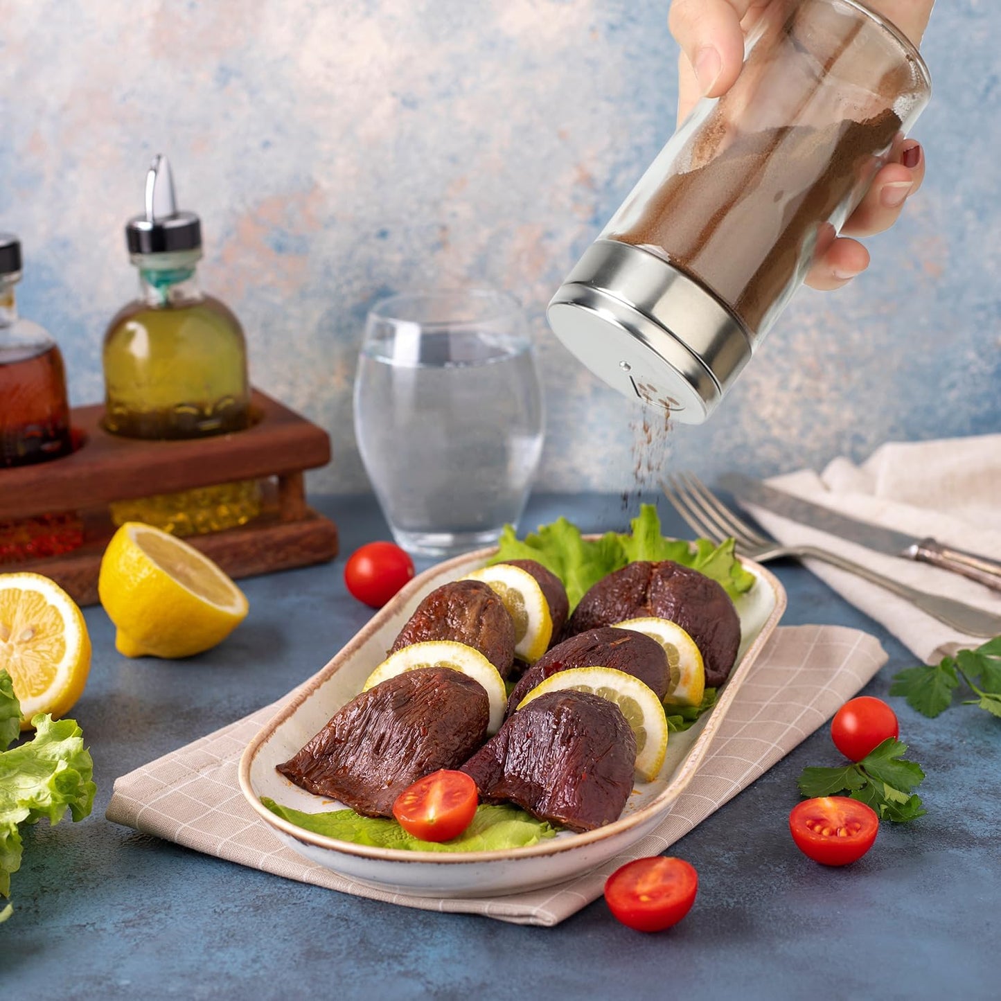 Segarty Spice Jar with Shaker Lids, 3 Pack 6 oz Spice Jars with Adjustable Pour Large Holes for Herbs Grains, Empty Glass Spices Bottles Seasoning Containers Clear Salt Pepper Shakers