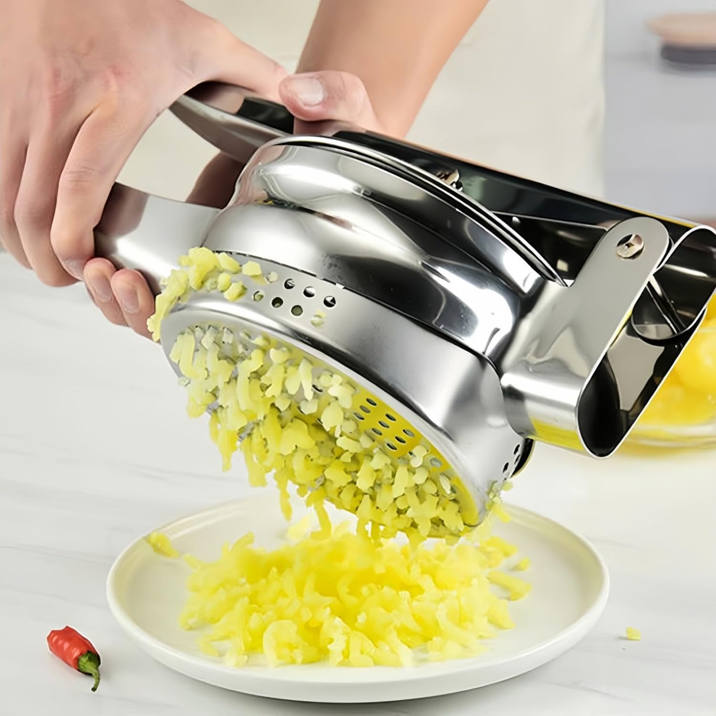 Stainless Steel Potato Ricer Masher,Multi Functional Potato Ricer Press for Pressing Potatoes, Fruits, Vegetables,Manual Masher Kitchen Tool,with 3 Removable and Interchangeable Discs (Bottom Hole)