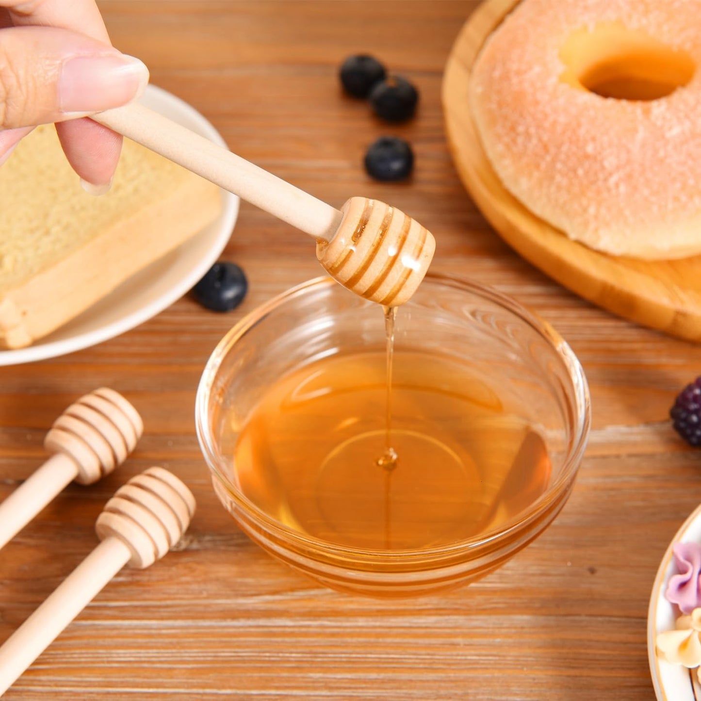 200 PCS Wooden Honey Dipper Sticks, 3 Inch Honey Sticks Mini Honeycomb Sticks, Mini Honey Dipper Honey Stirrers for Honey Jar Dispense Drizzle Honey and Wedding Party Favors Gift