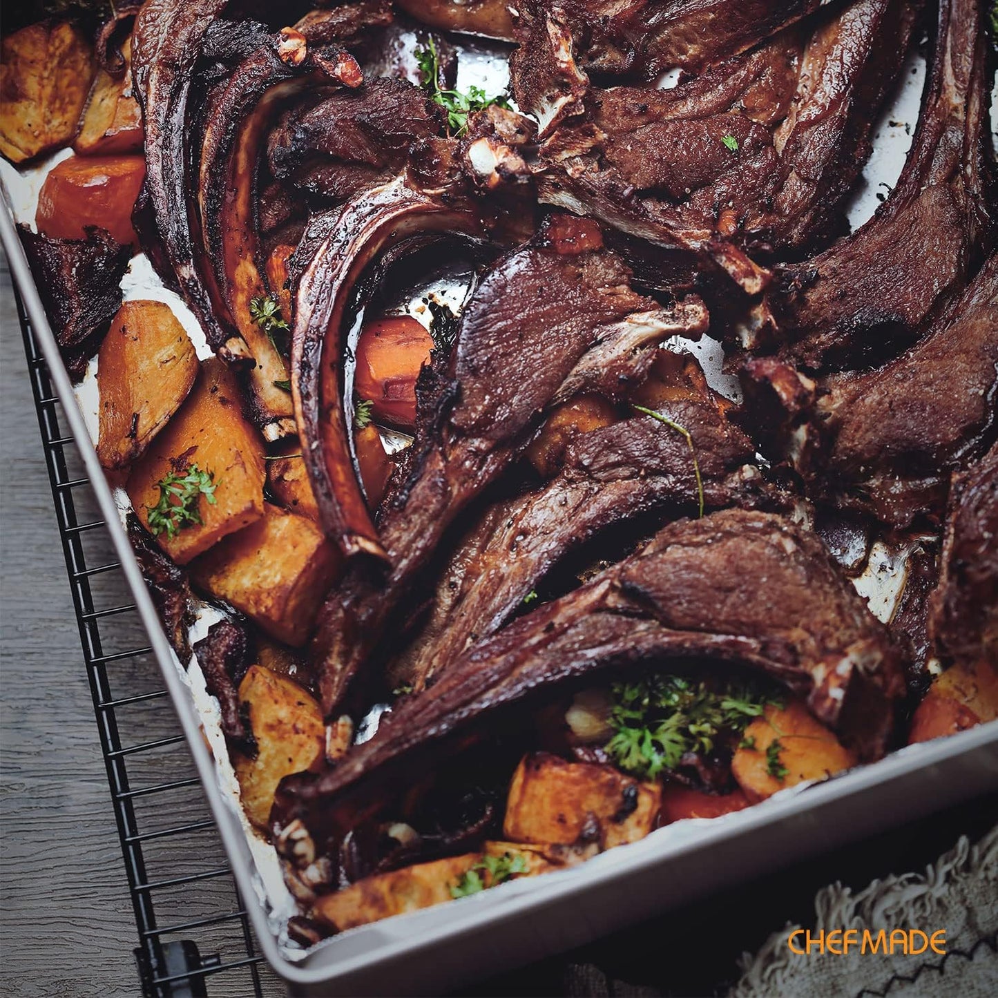 CHEFMADE 11-Inch Square Cake Pan, Non-Stick Deep Dish Bakeware for Oven Baking (Champagne Gold)