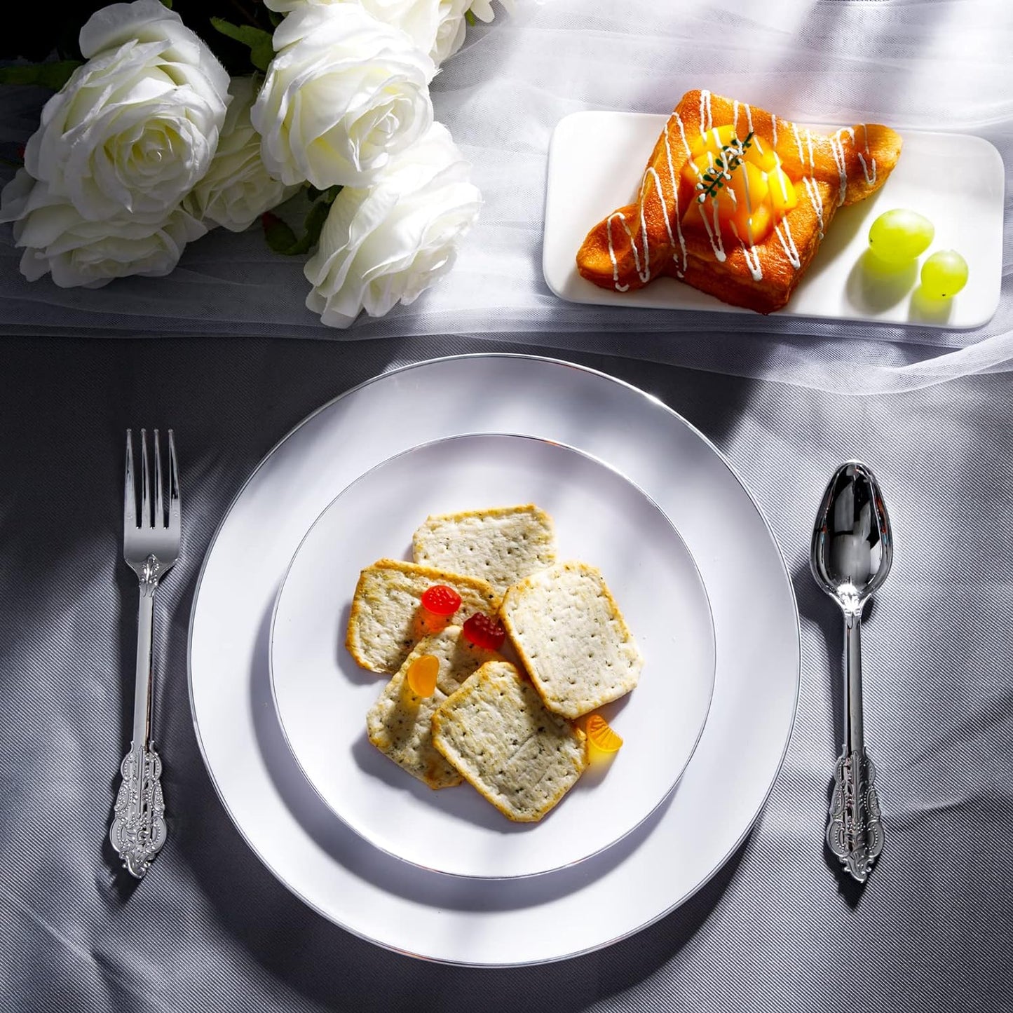 KIRE 100PCS Silver Plastic Plates - Heavy Duty White Disposable Plates with Silver Rim for Party/Wedding - Include 50Pcs 10.25inch Dinner Plates and 50Pcs 7.5inch Dessert Plates